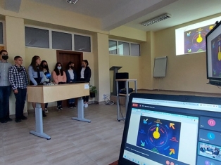 auo-2021-11-
