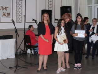 ve4erPMG-