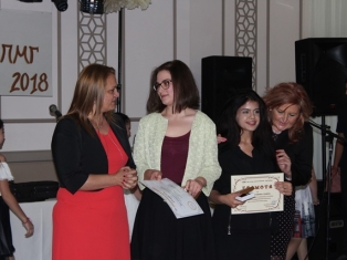 ve4erPMG-